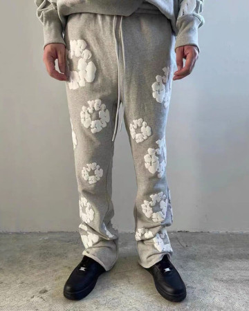 Cotton Wreath Floral Sweatpants